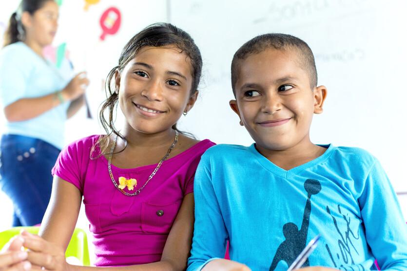 Colombia apadrina: ¡Haz de su futuro, tu causa!