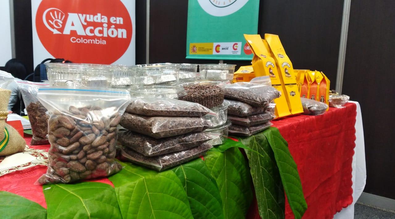Ayuda en Acción en la Feria ChocoShow